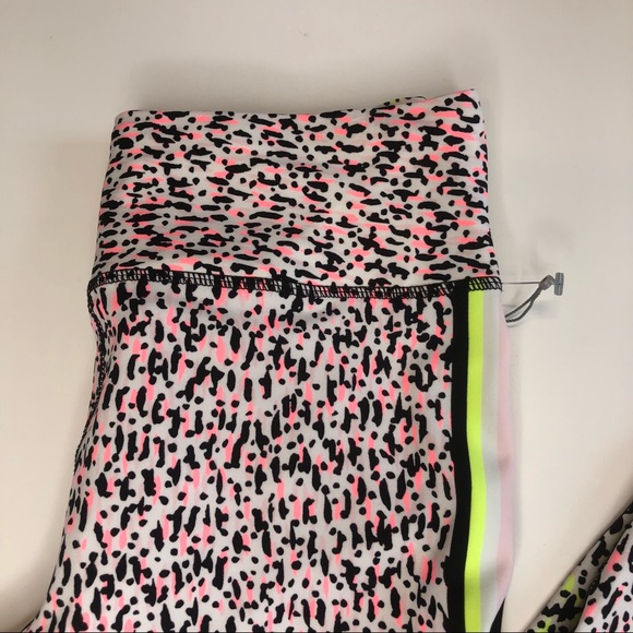 DKNY Sport Neon Pink & Yellow Patterned Leggings, Multiple Sizes, NWT! - Picture 4 of 15